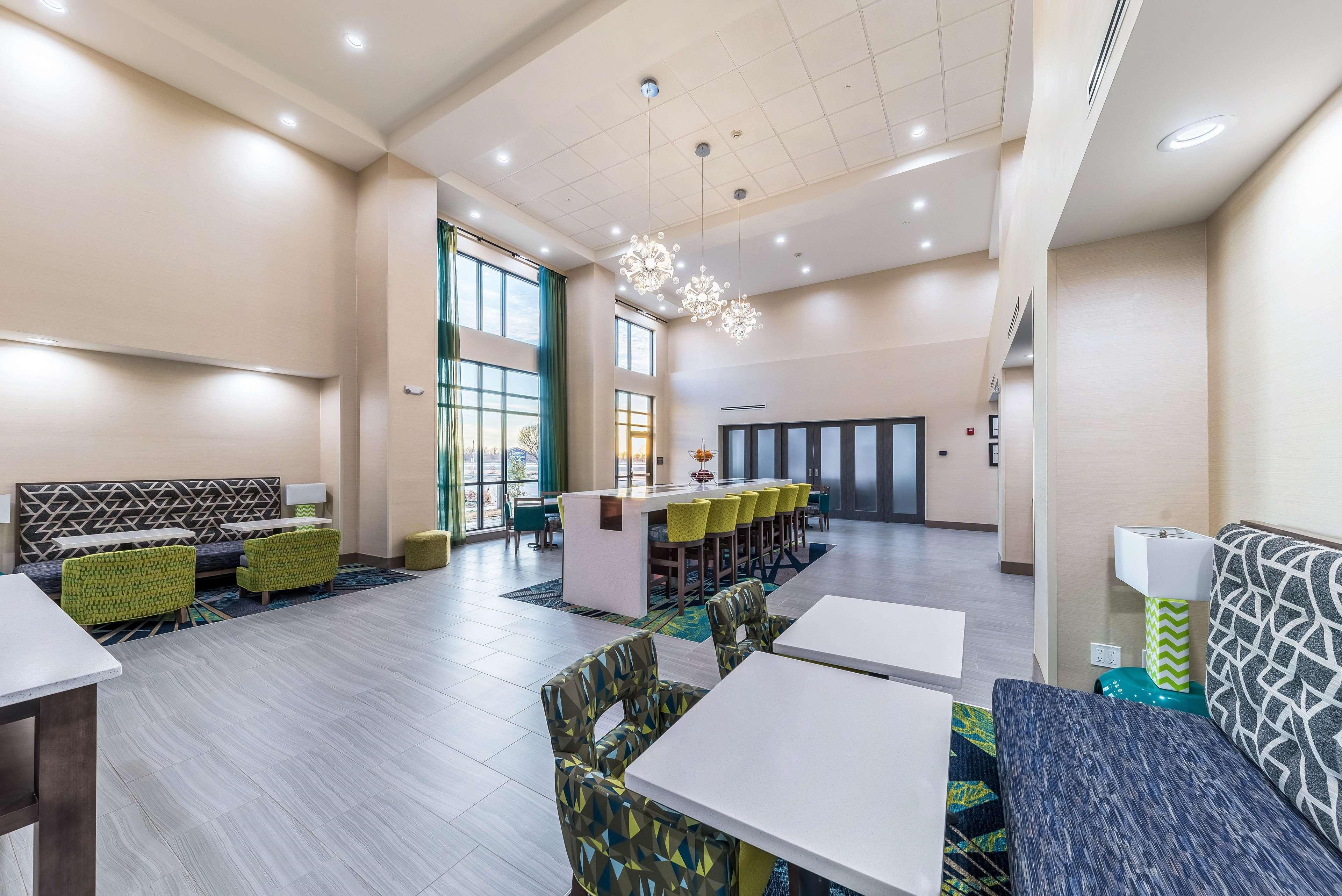 Hampton Inn & Suites Pryor, Ok Pryor Creek Екстериор снимка