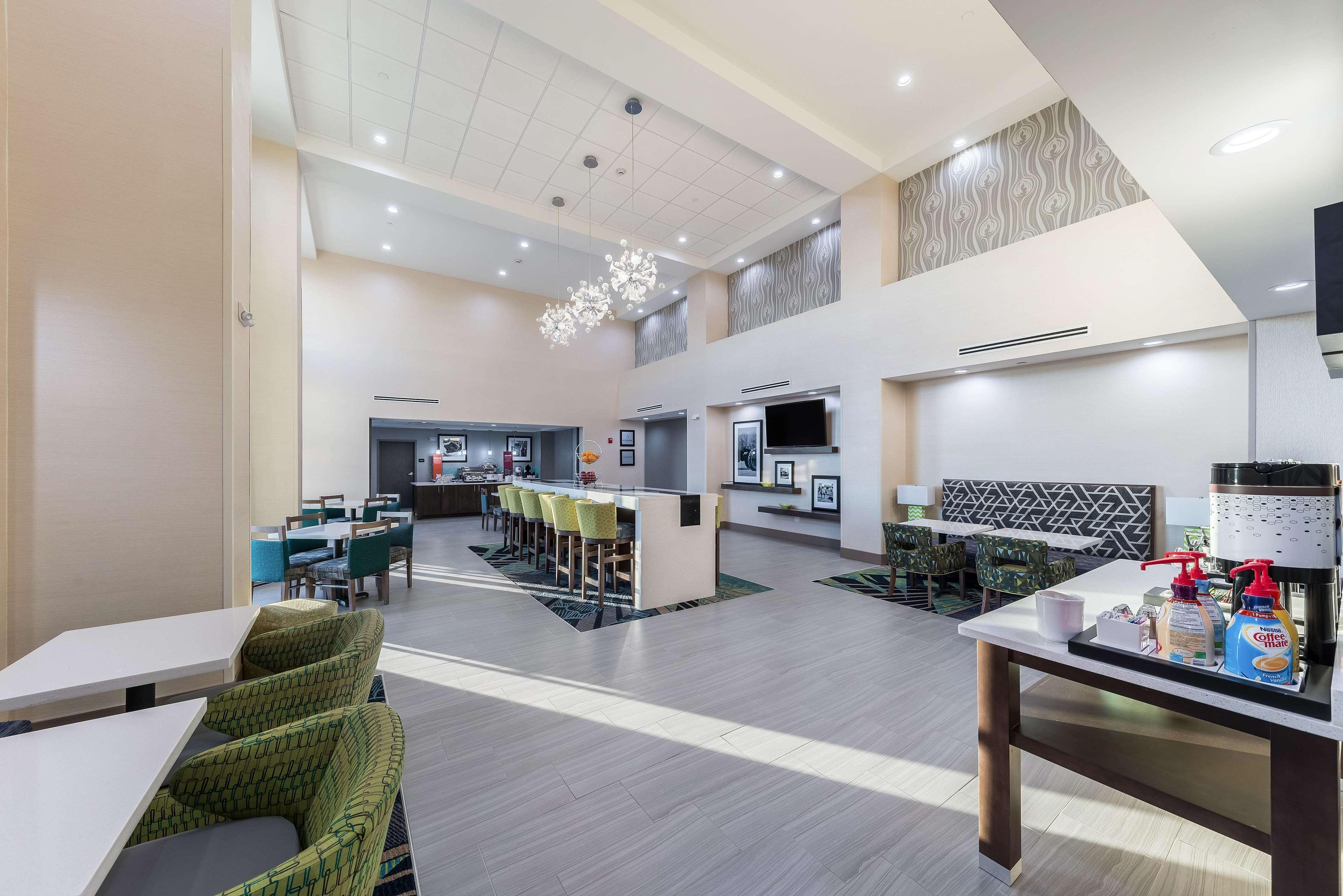 Hampton Inn & Suites Pryor, Ok Pryor Creek Екстериор снимка